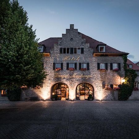 Hotel / Weingut Meintzinger Фриккенхаузен-ам-Майн Экстерьер фото